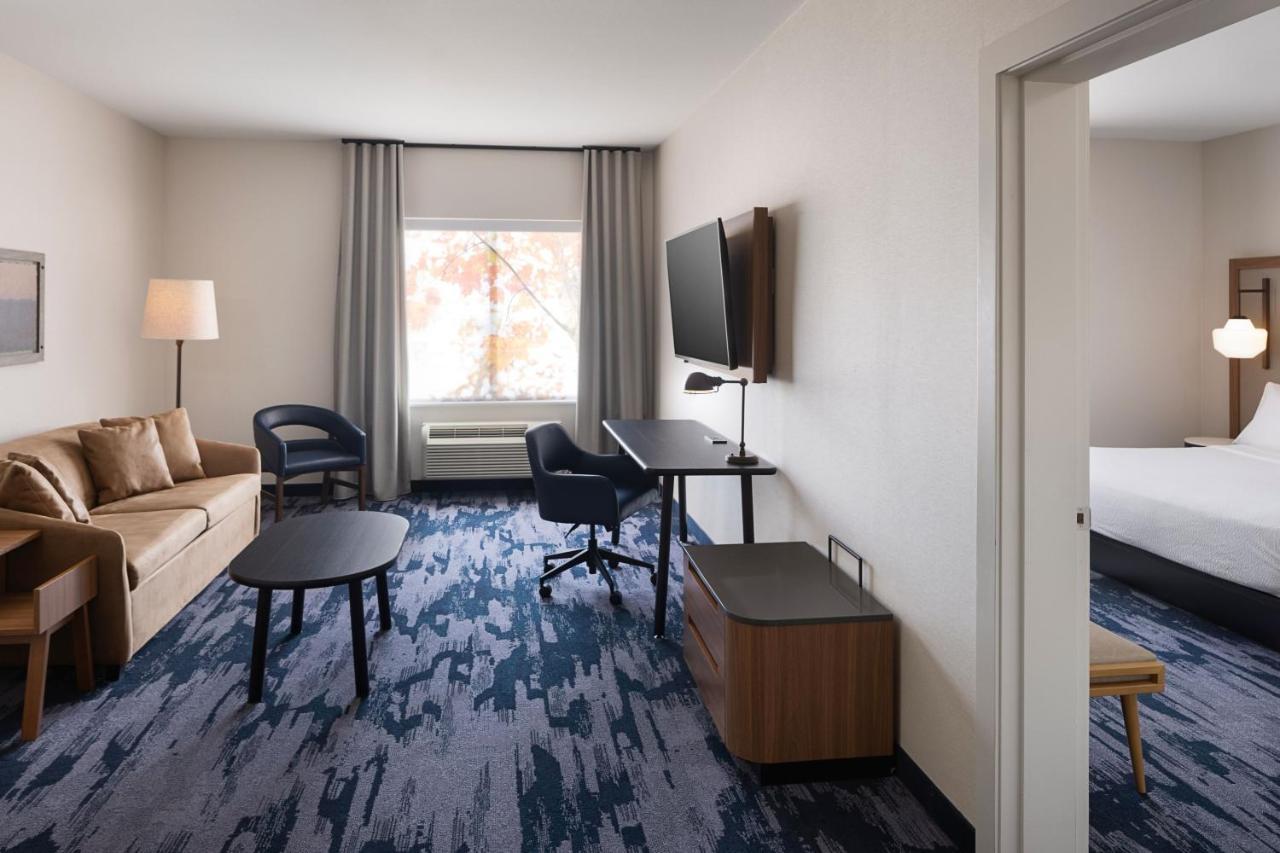 Fairfield Inn & Suites By Marriott West Kelowna Exterior foto